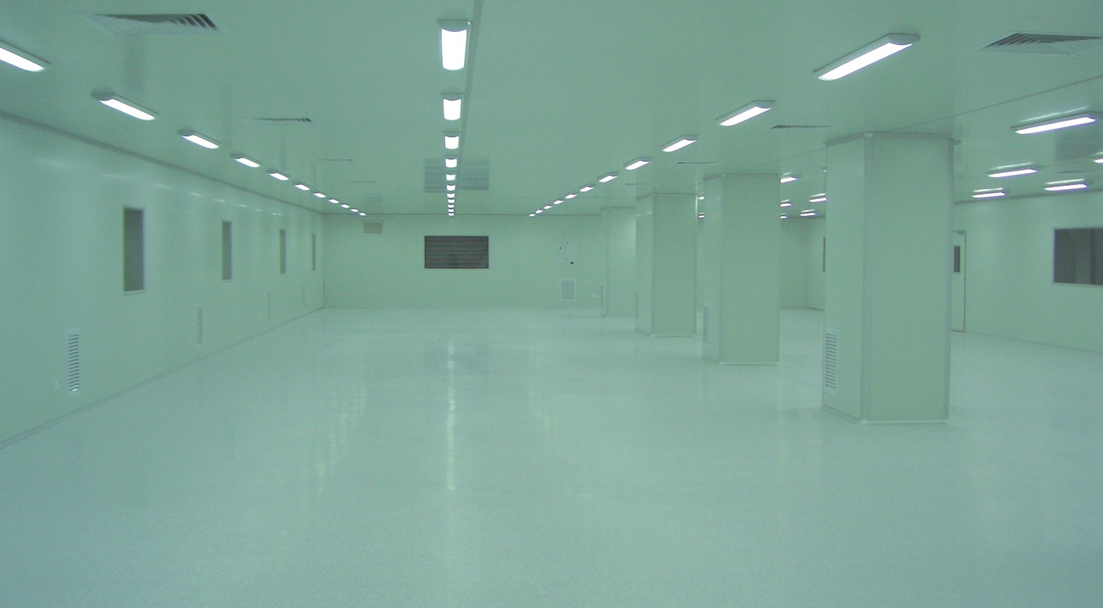 十萬(wàn)級(jí)潔凈室